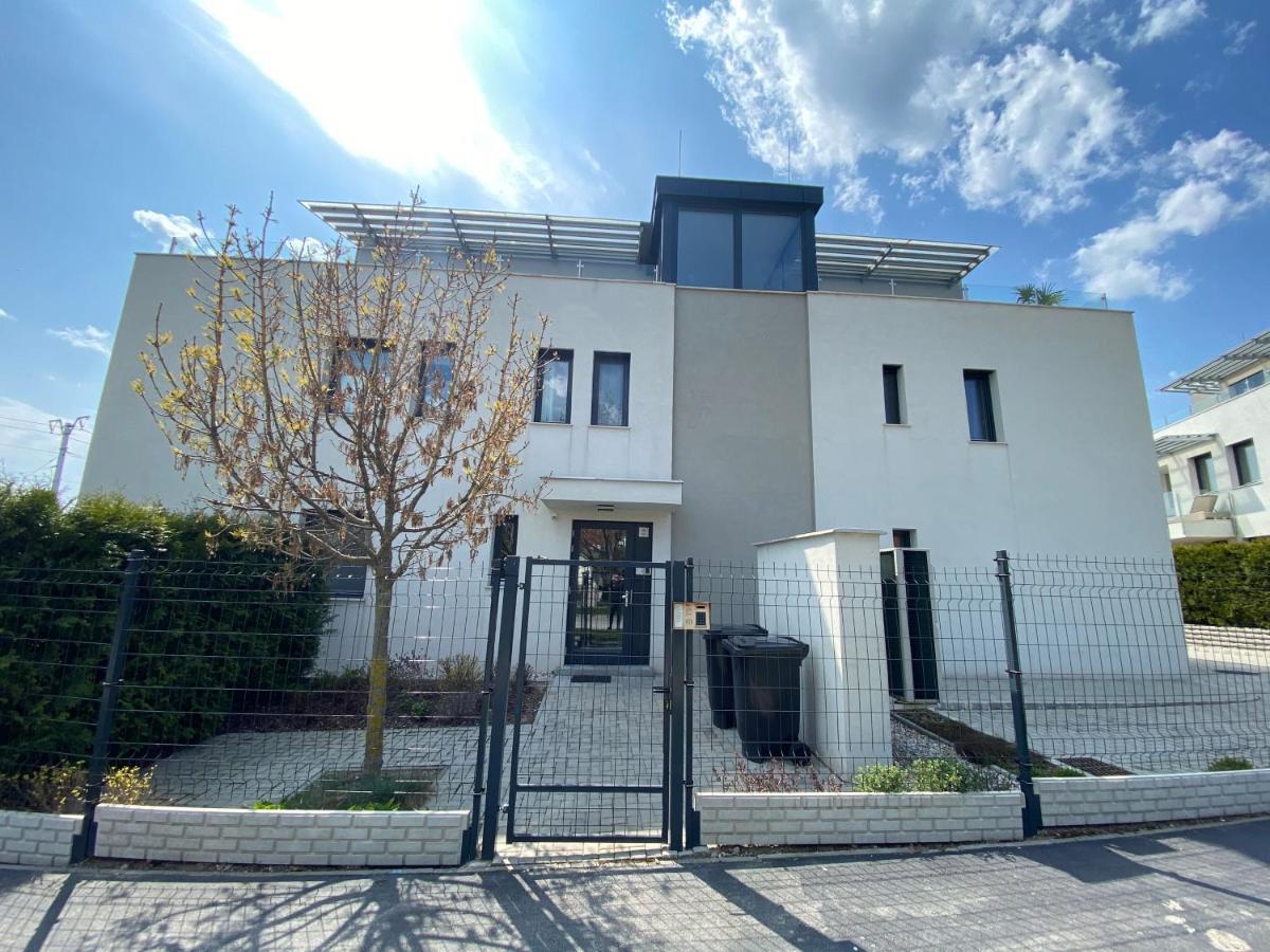 Vaszary Secret Nest Apartment Balatonfured Luaran gambar